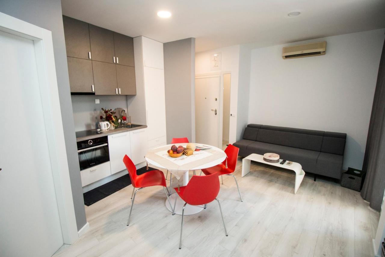 Apartman Gusar -Top Position, Close To The Center And The Beach, Fully Equipped Оміш Екстер'єр фото